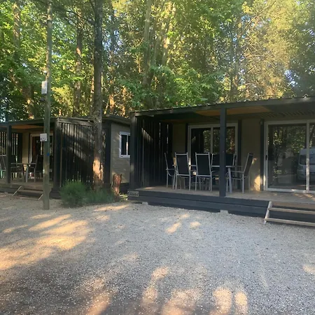 La Vallee De Campsite 4*