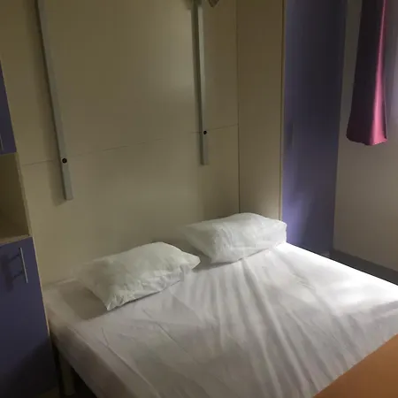 Campsite La Vallee De 4*